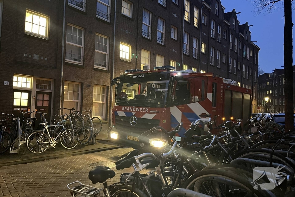Brand in keuken van woning snel onder controle