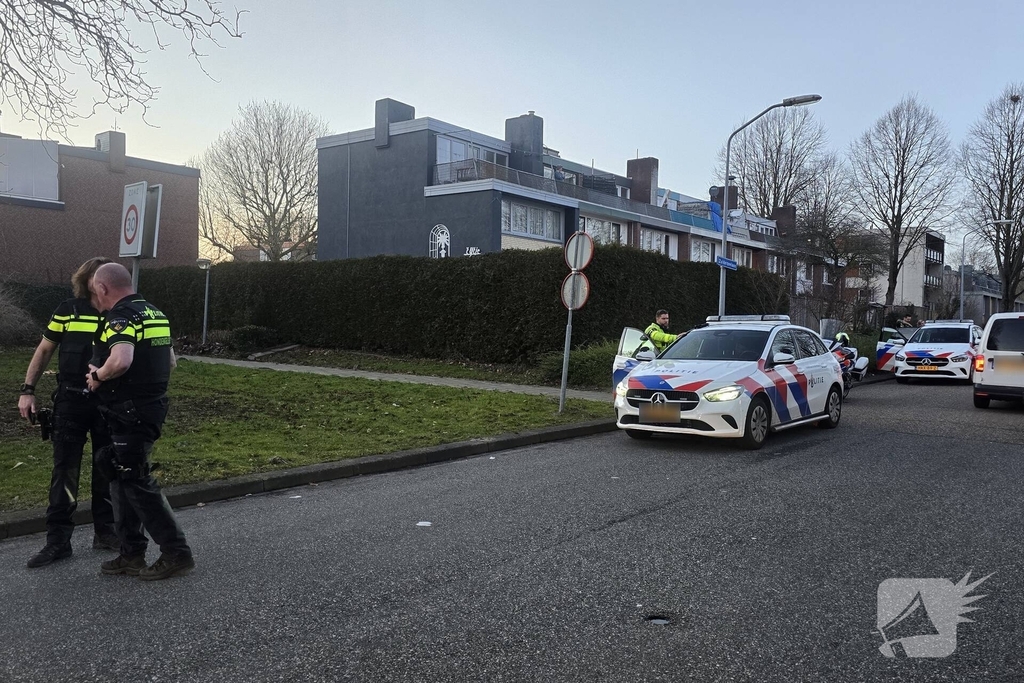 Politie massaal aanwezig bij vechtpartij in Zuiderzeewijk