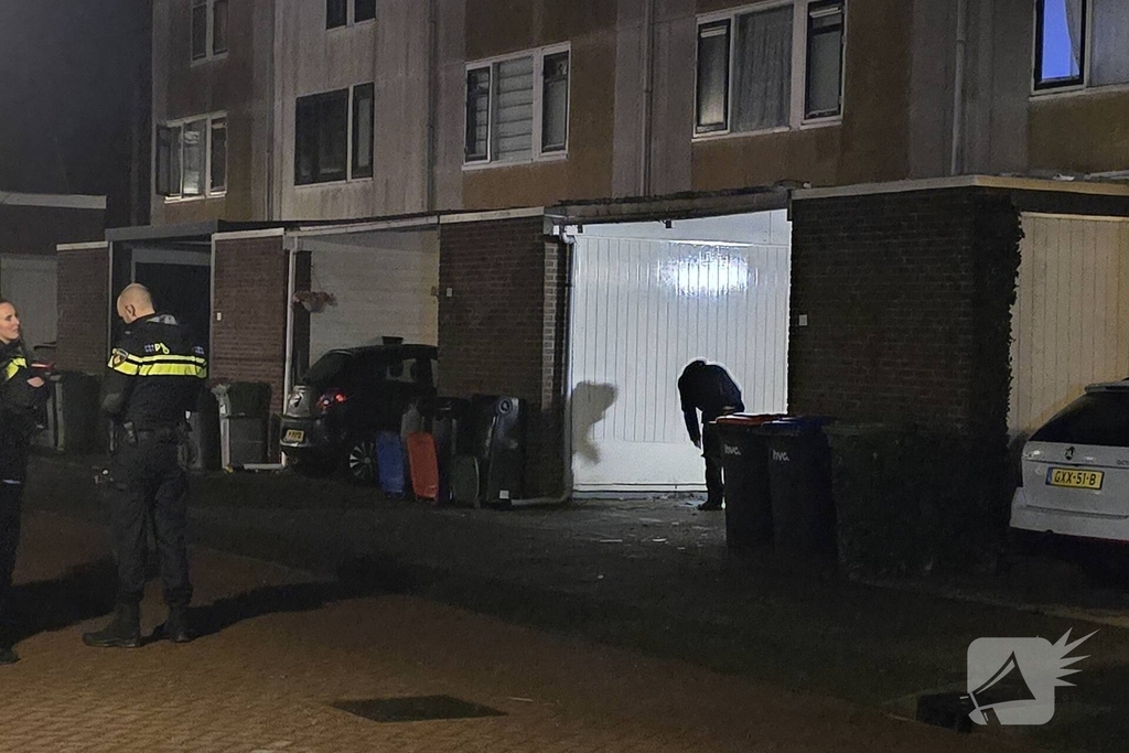 Explosie bij woning veroorzaakt schade