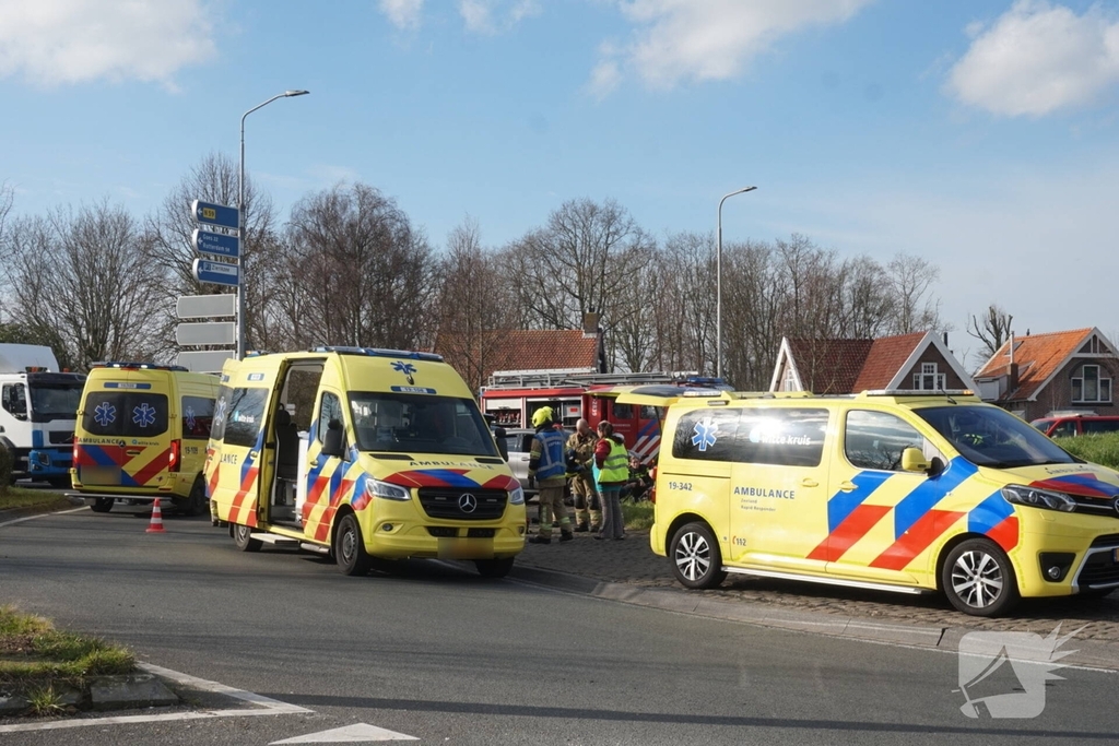 Ongeval op rotonde zorgt voor verkeershinder