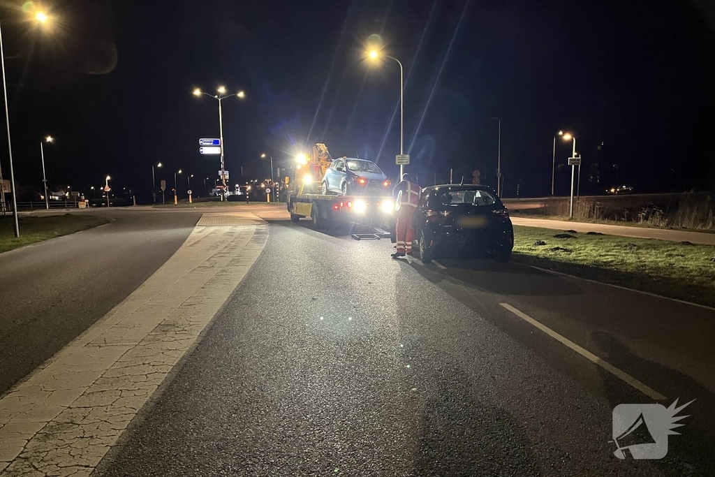 Ongeval met twee voertuigen zorgt voor schade