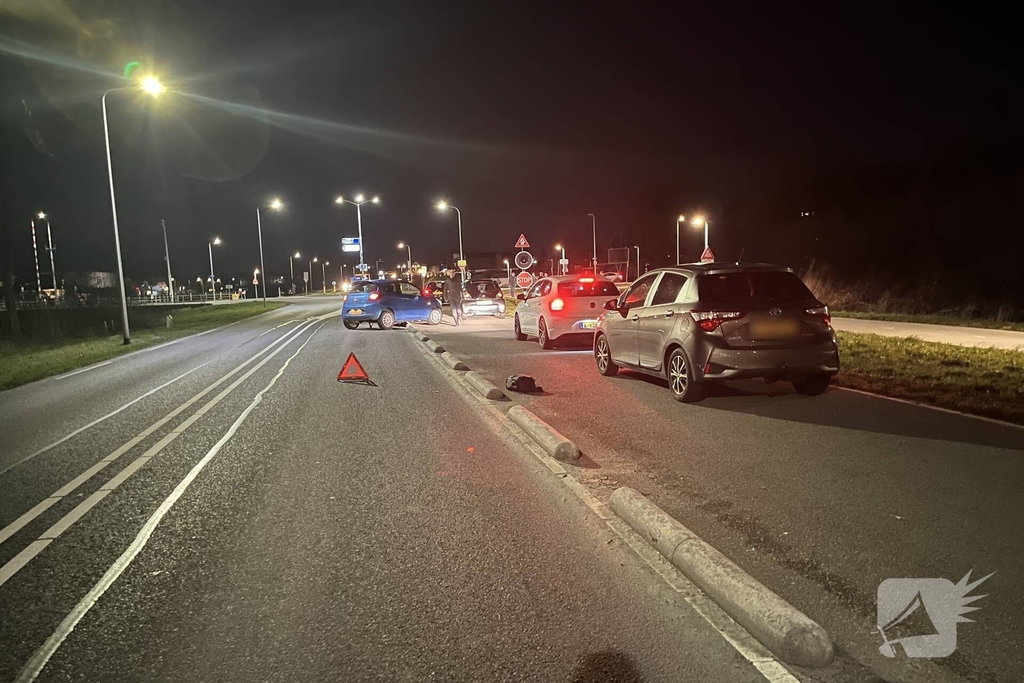 Ongeval met twee voertuigen zorgt voor schade