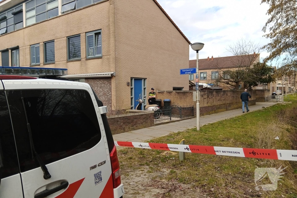 Arrestatieteam ingezet in woning