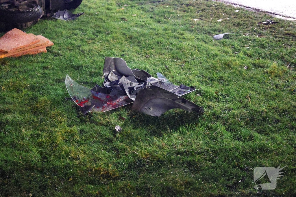 Scooters botsen frontaal op fietspad