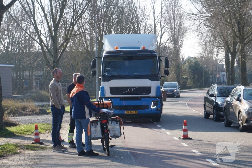 Vrachtwagenchauffeur dumpt brandende lading