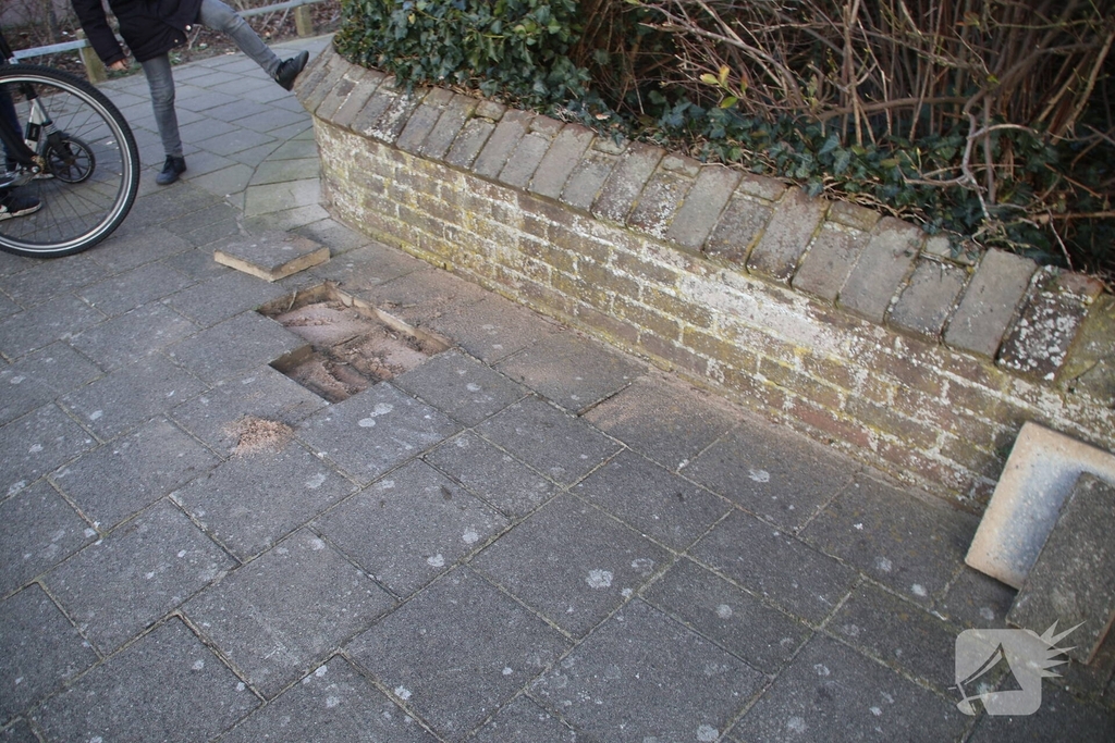 Stroomuitval na explosie, hulpdiensten groots ingezet