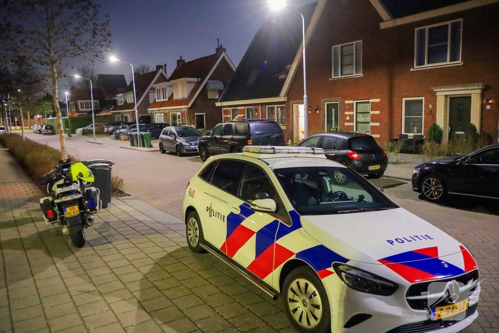 Explosie bij woning veroorzaakt lichte schade