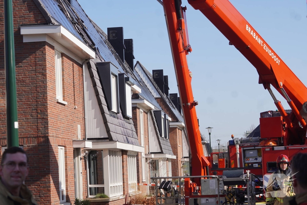 Middelbrand in woningen met zonnepanelen