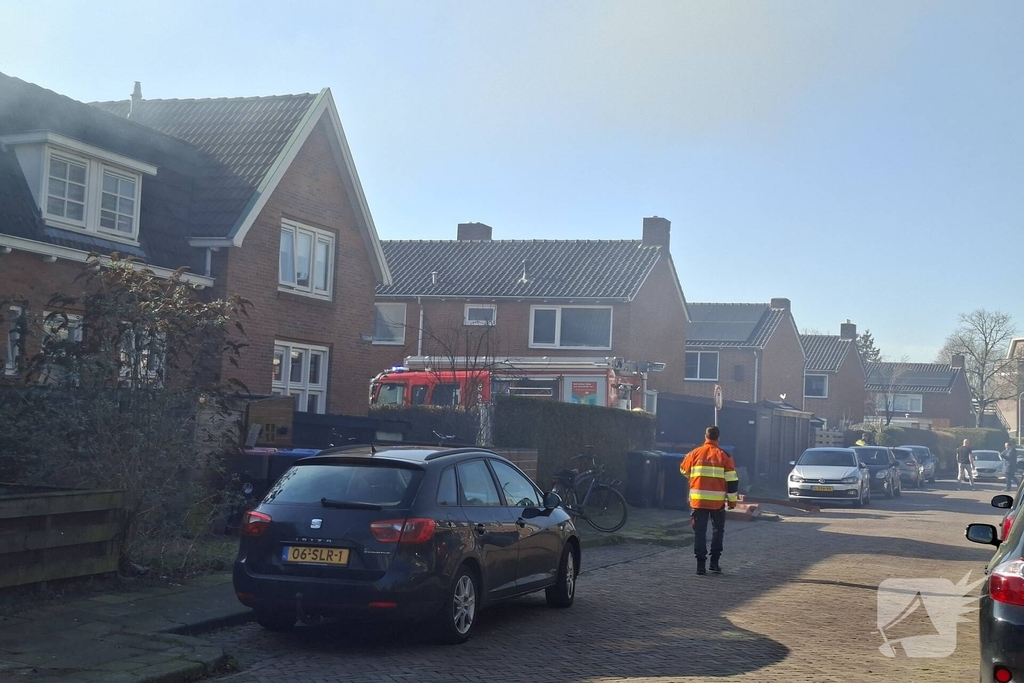 Brand in bijgebouw veroorzaakt snelle inzet brandweer