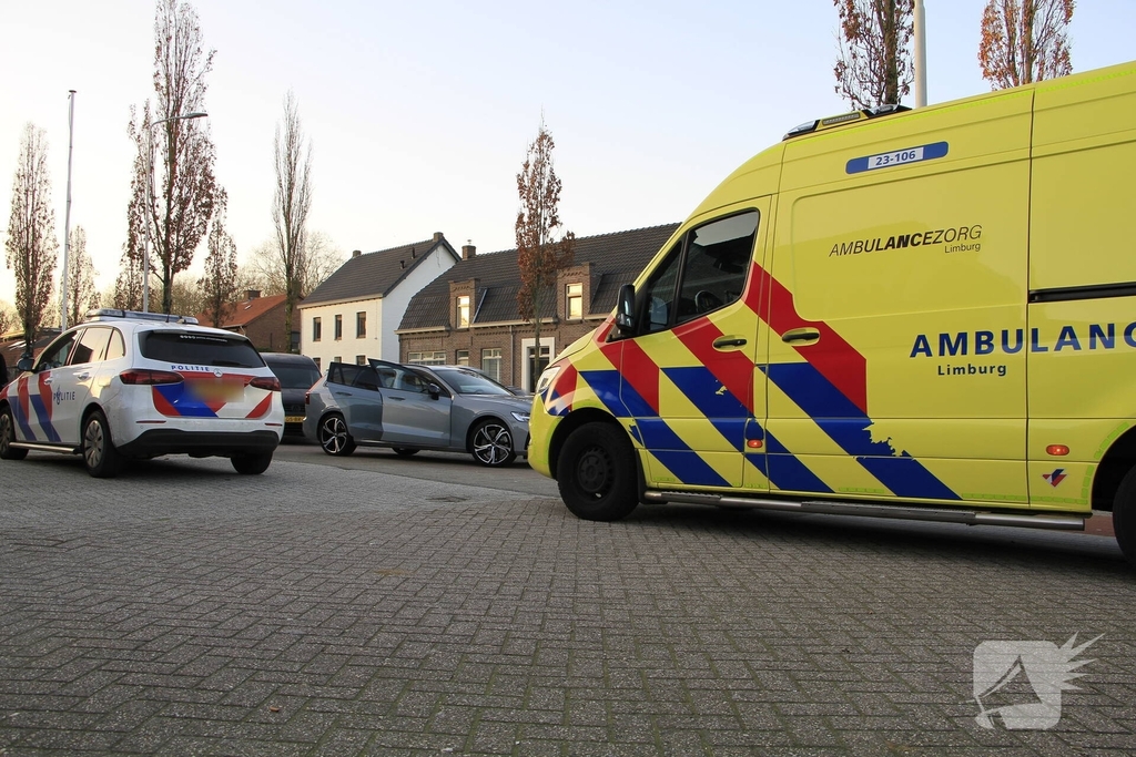 Botsing tussen voertuig en bestelbusje