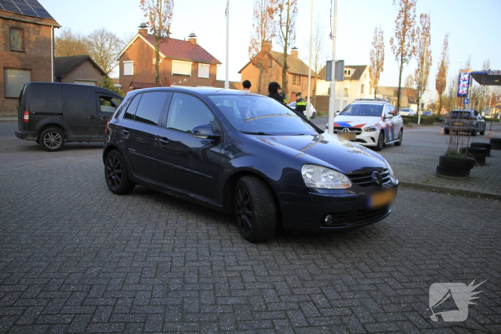 Botsing tussen voertuig en bestelbusje