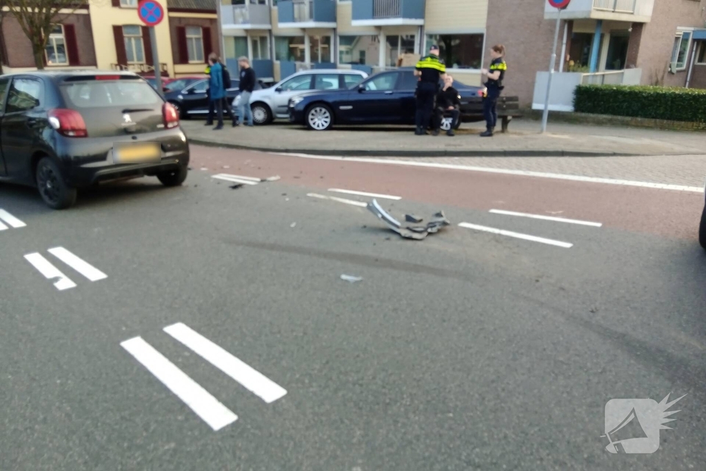 Meerdere voertuigen betrokken bij ongeval