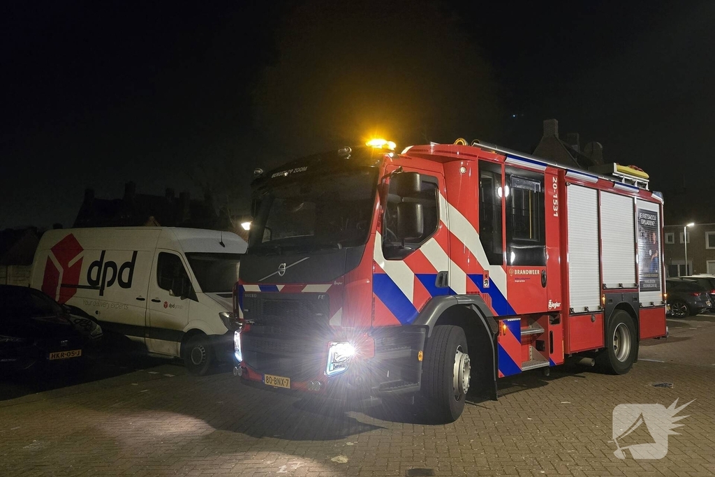 Vuurwerkresten aangetroffen na brand in bijgebouw