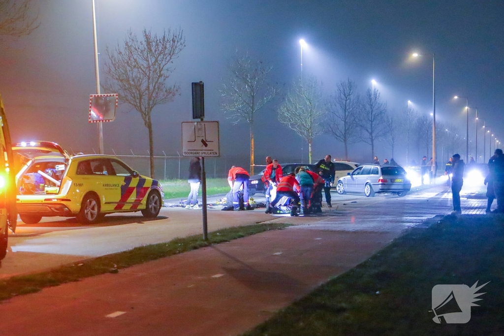 Motorrijder zwaargewond bij aanrijding in havengebied