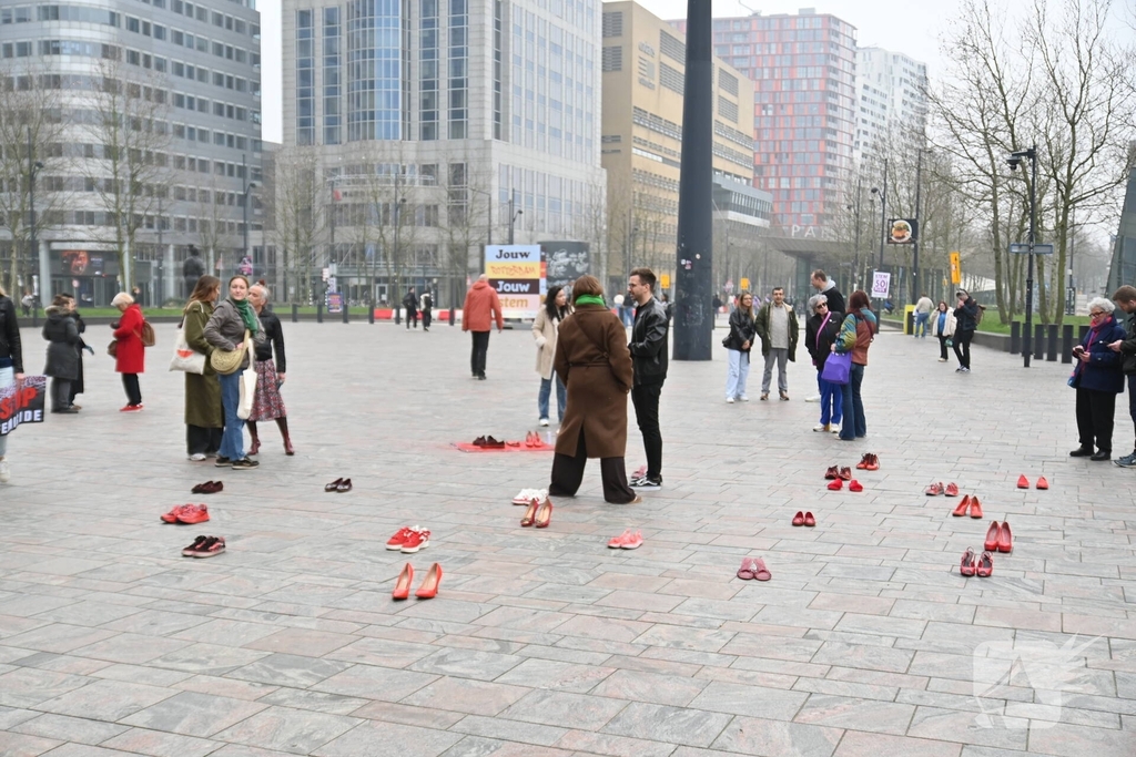 Rode hakken-demonstratie vraagt aandacht voor femicide