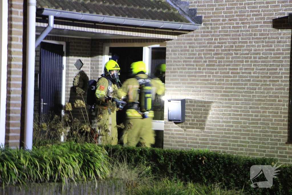 Buitenbrand verwoest garagezolder