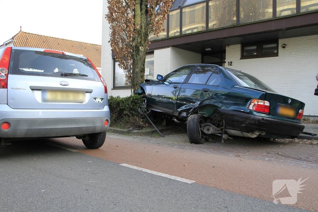 Zware aanrijding met meerdere voertuigen