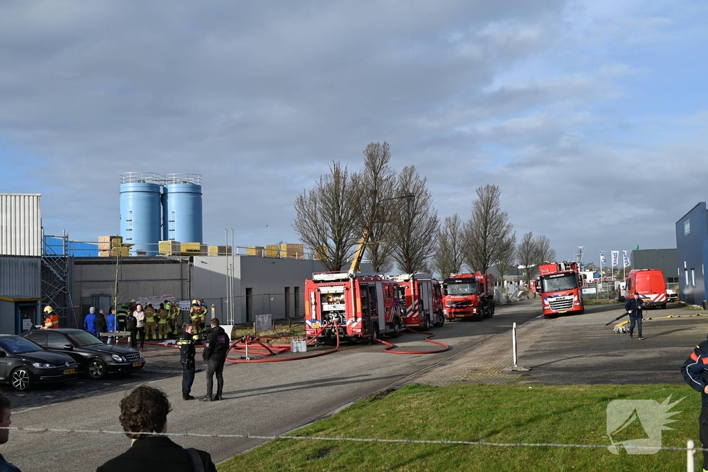 Brand in machine leidt tot grote inzet