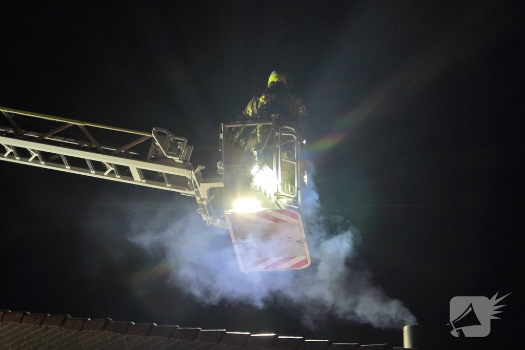 Verstopping in schoorsteen veroorzaakt brand