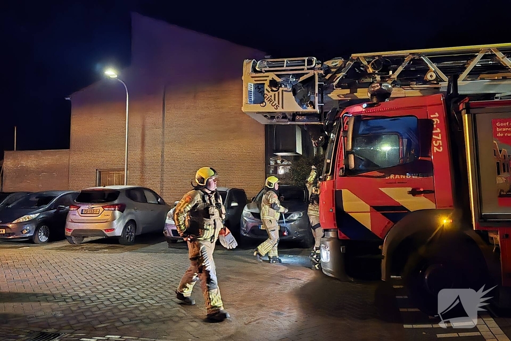 Verstopping in schoorsteen veroorzaakt brand