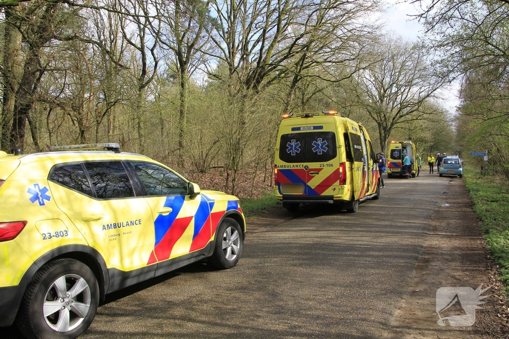 Wielrenner ernstig gewond bij aanrijding met auto