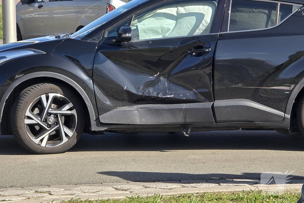 Gewonden en schade na aanrijding