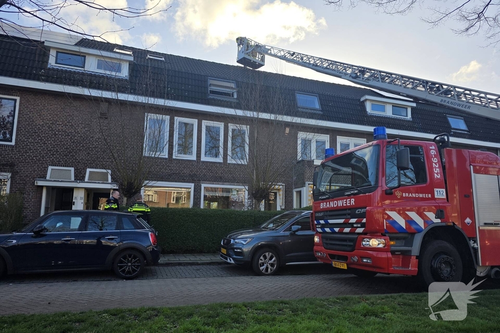 Schoorsteenbrand leidt tot spoedactie brandweer