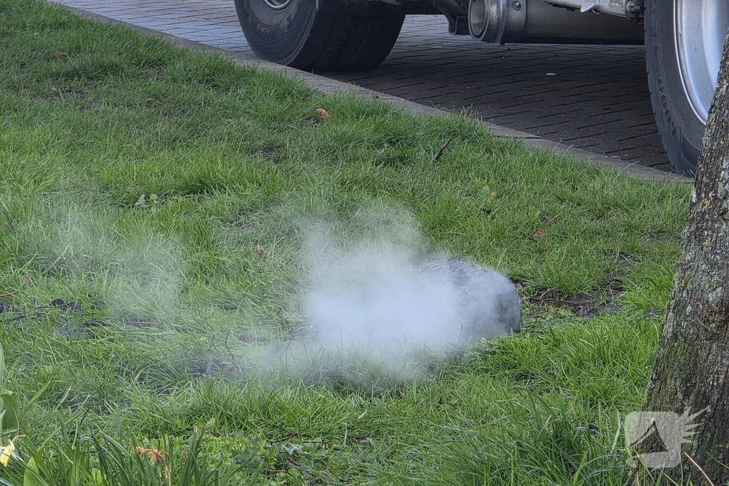 Schoorsteenbrand leidt tot spoedactie brandweer