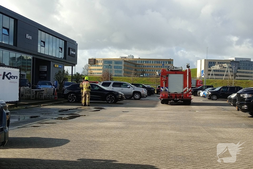 Pand autobedrijf ontruimd na mogelijke gaslekkage