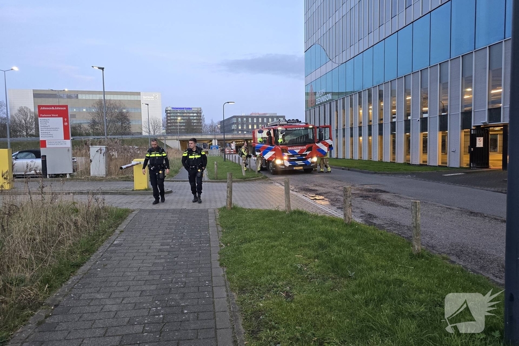 Brandende doos zorgt voor inzet brandweer