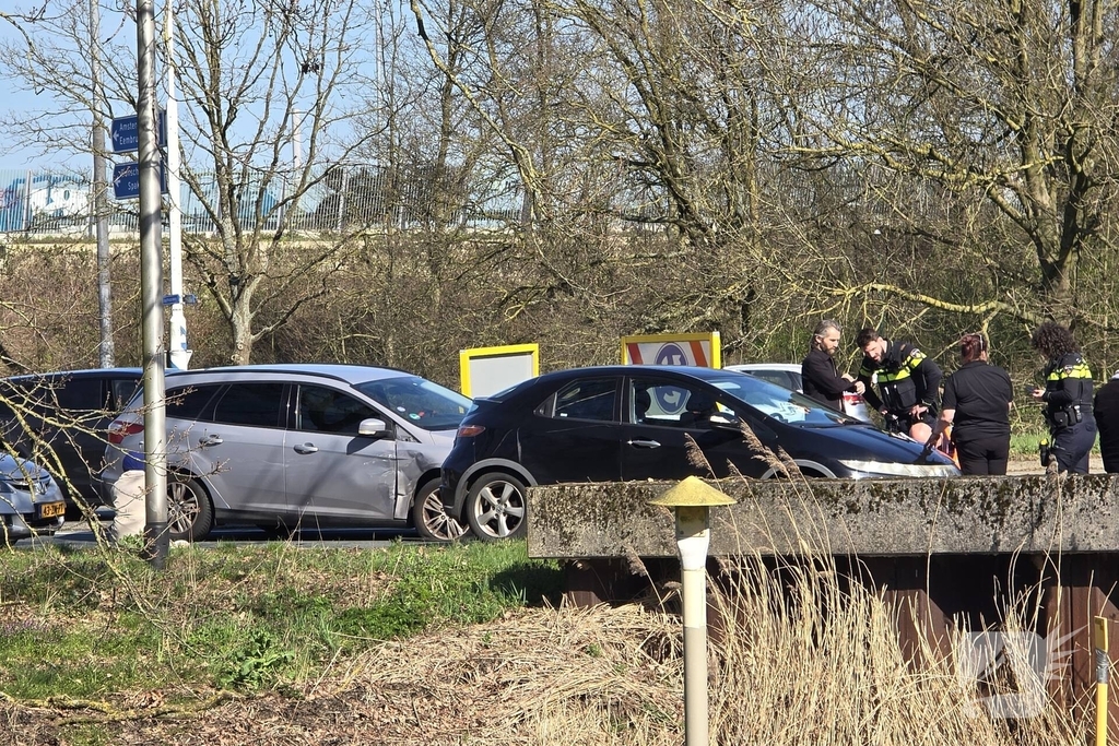 Voertuigen afgesleept na ongeval