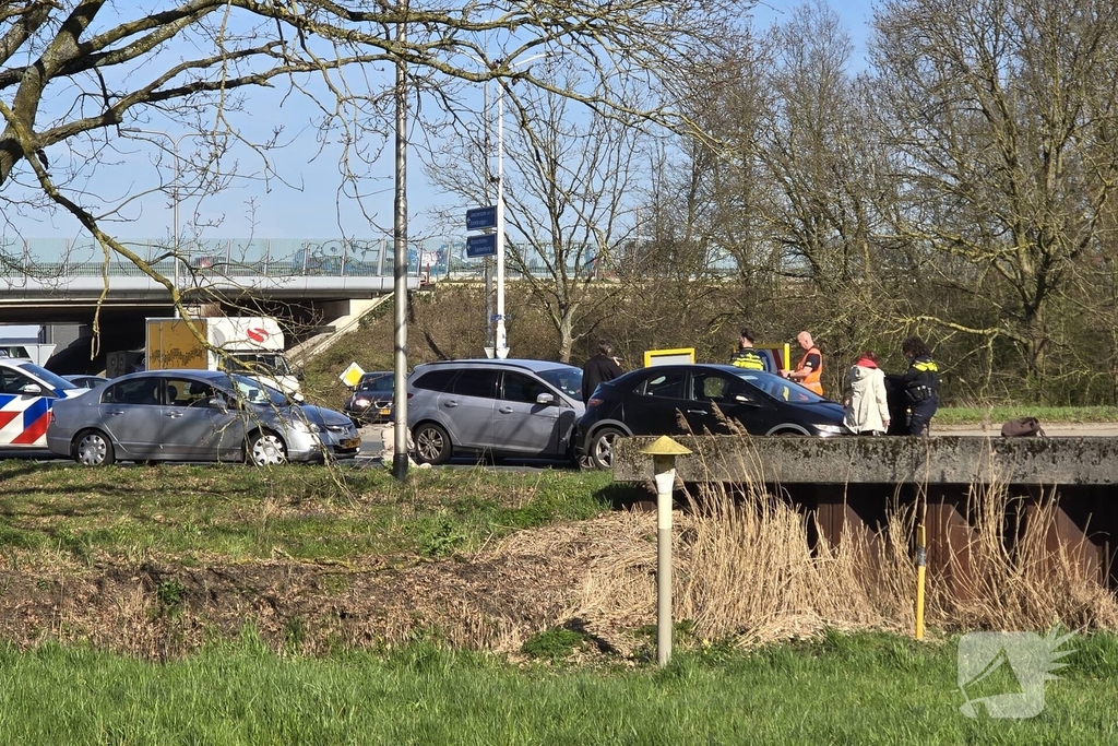 Voertuigen afgesleept na ongeval