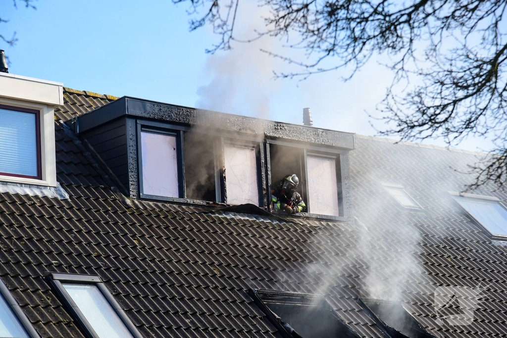 Brand op zolder eist leven van kat