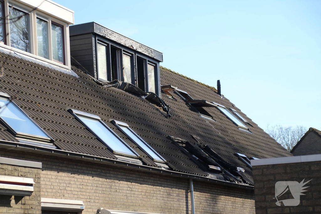 Brand op zolder eist leven van kat