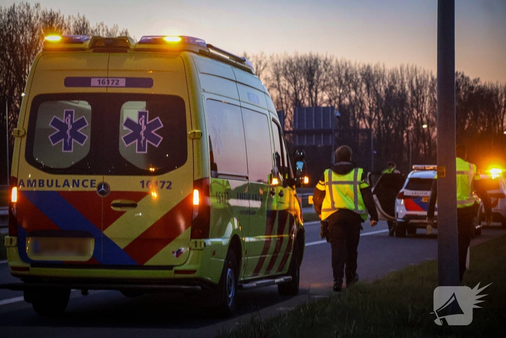 Bestuurder onder invloed aangehouden na op de kop slaan met voertuig
