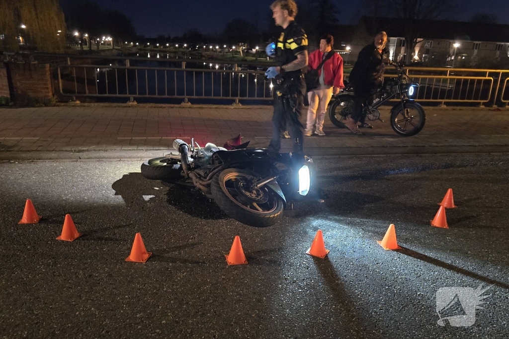Motorrijder na ongeval op de vlucht