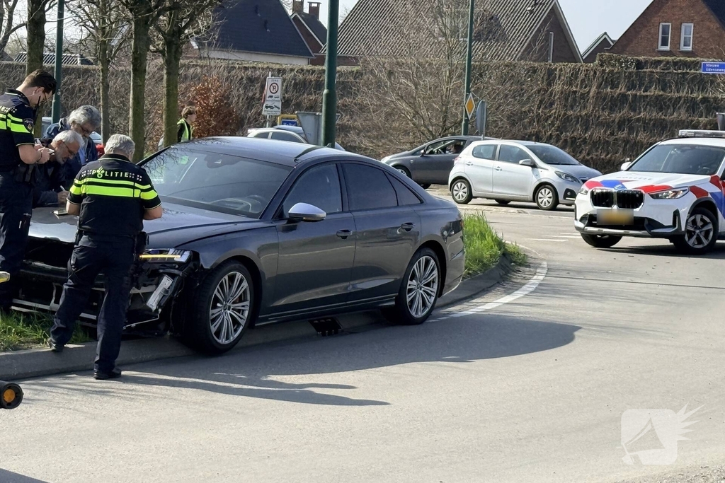Meerdere auto's betrokken bij aanrijding