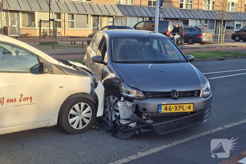 Fikse schade na aanrijding op kruising