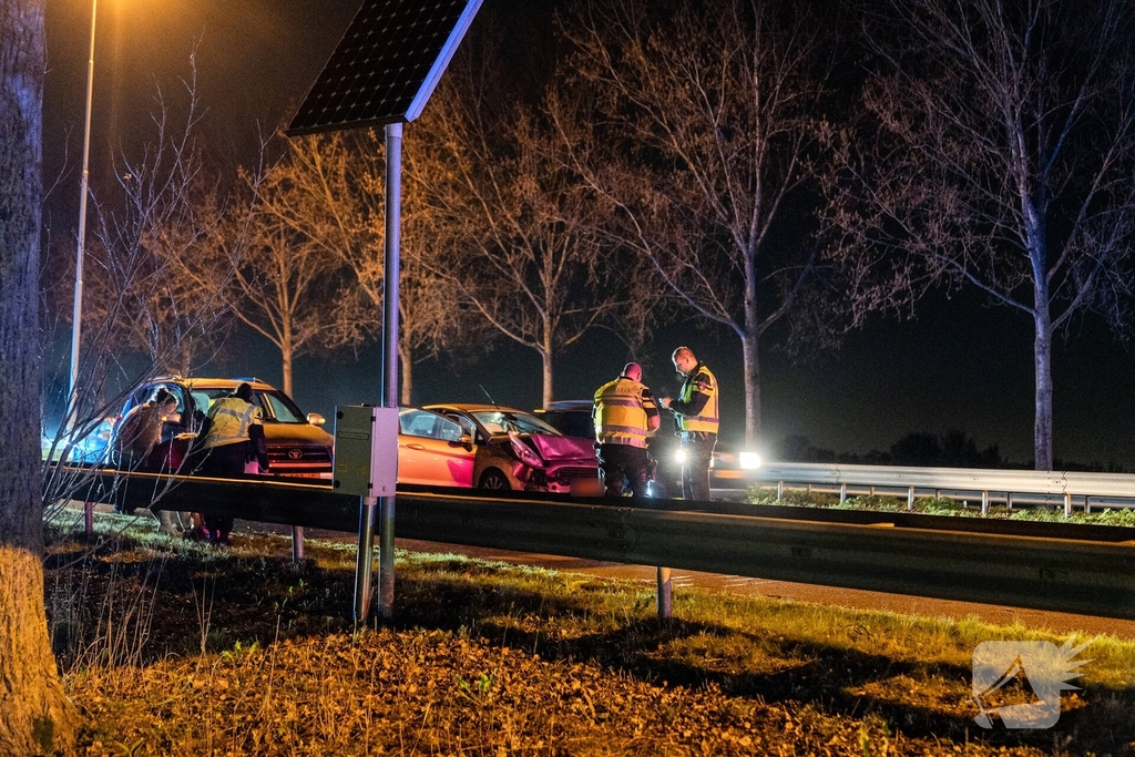 Aanrijding tussen twee voertuigen met slachtoffers