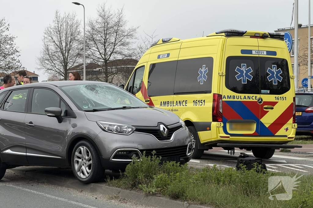 Fietser gewond bij aanrijding met auto