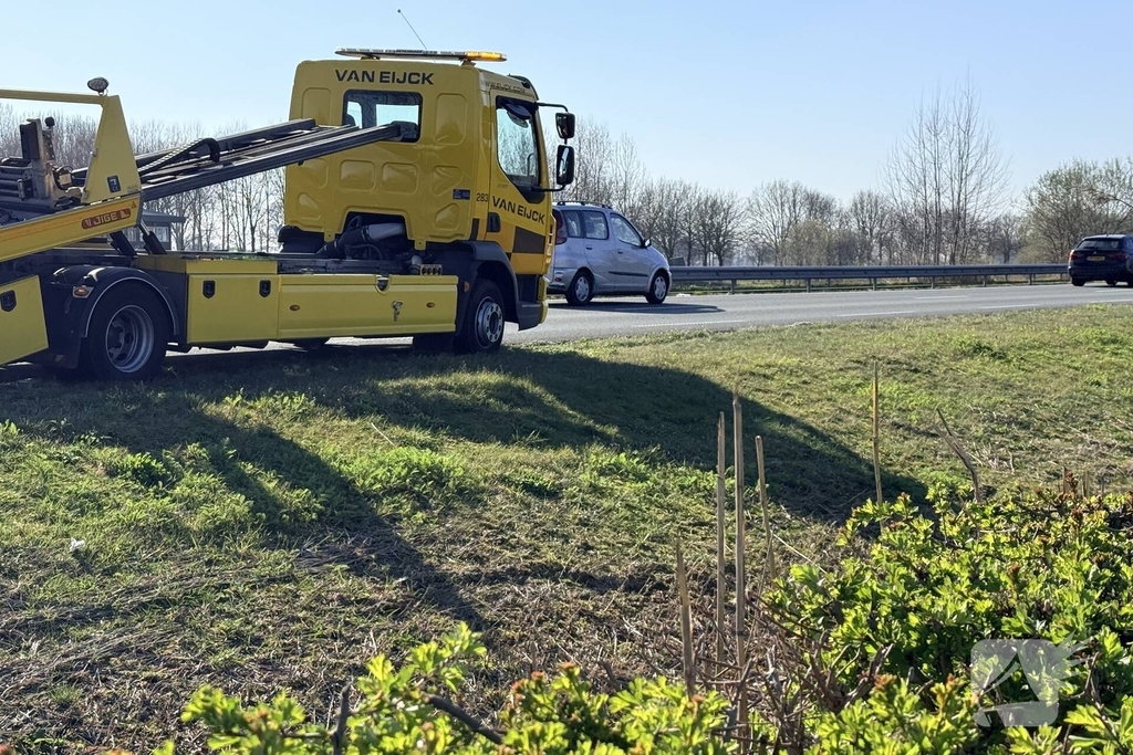Ketting op weg zorgt voor lekke band
