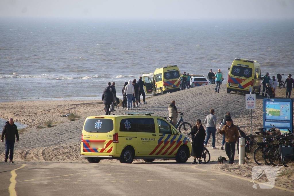 Hulpdiensten massaal ingezet voor incident op strand