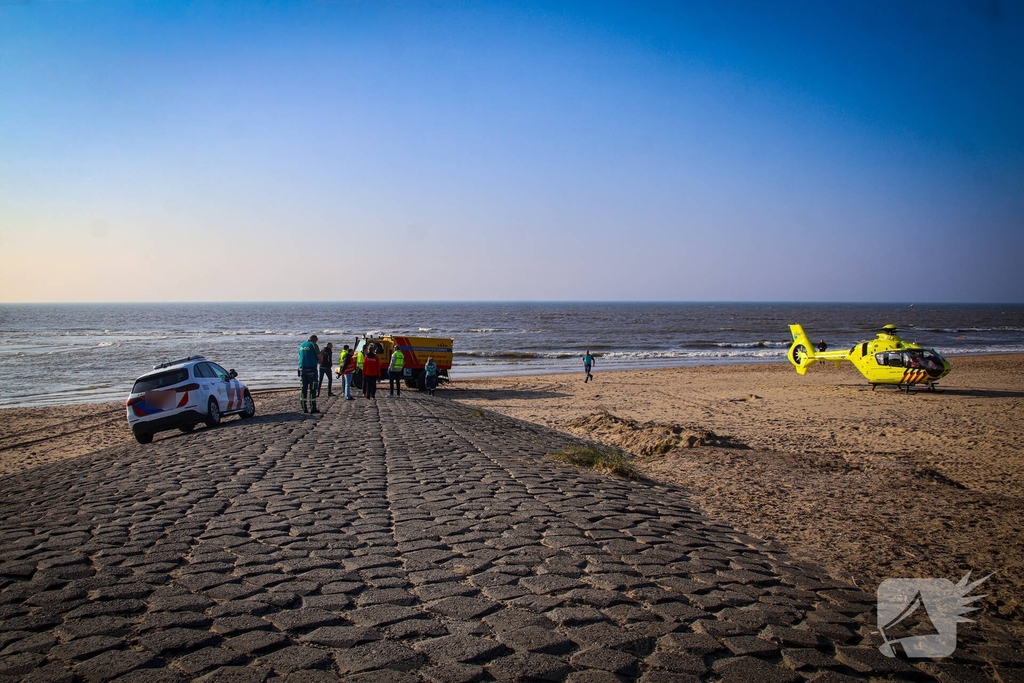 Hulpdiensten massaal ingezet voor incident op strand