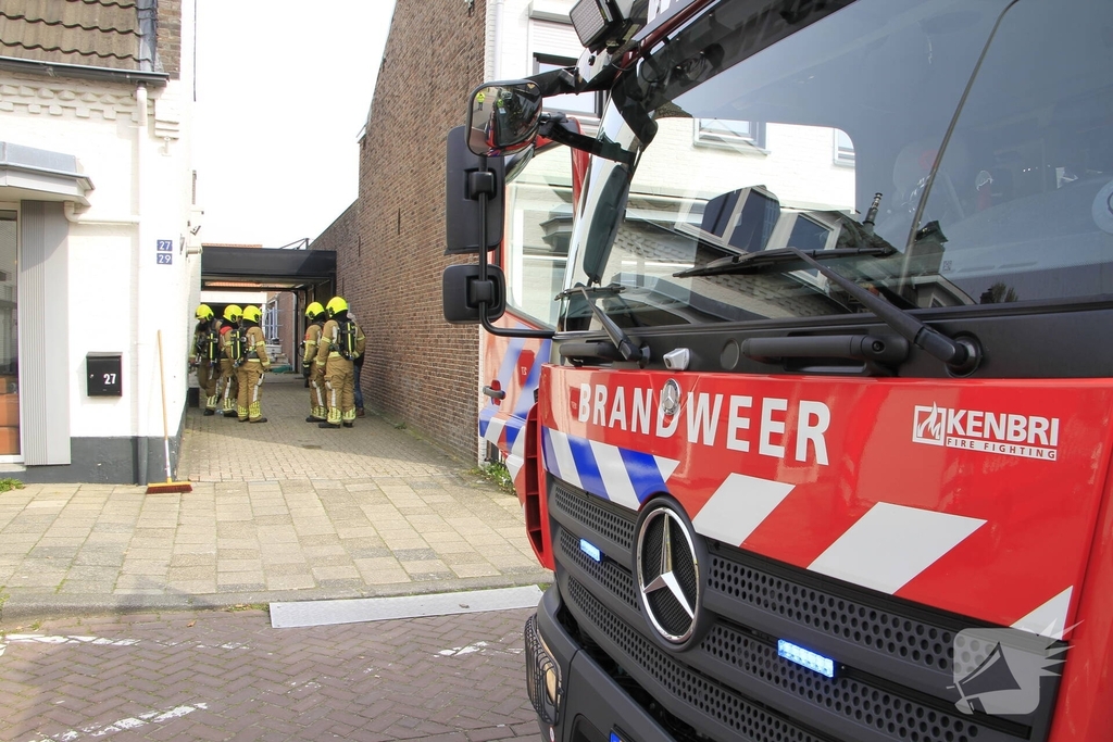 Gaslekkage leidt tot wegafsluiting