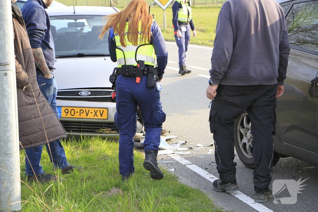 Voertuigen beschadigd bij ongeluk