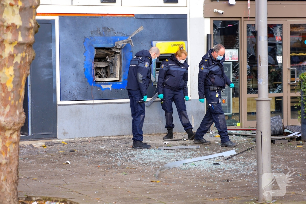 Politie start onderzoek naar explosie bij geldautomaat