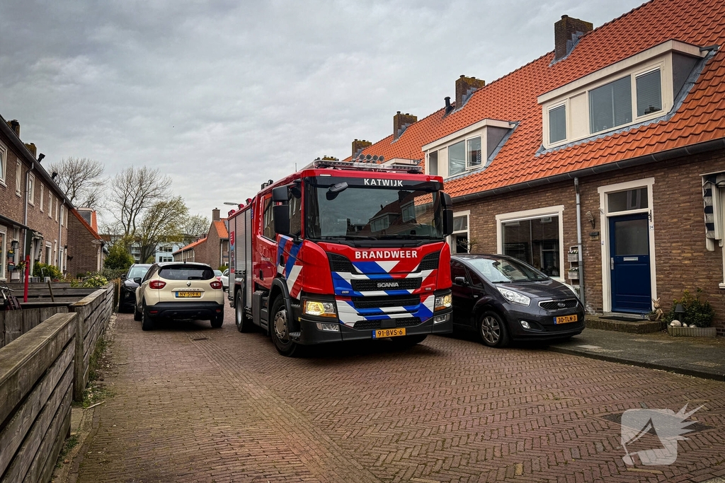 Rook en brandgeur door droogkokende pan zorgt voor brandweerinzet