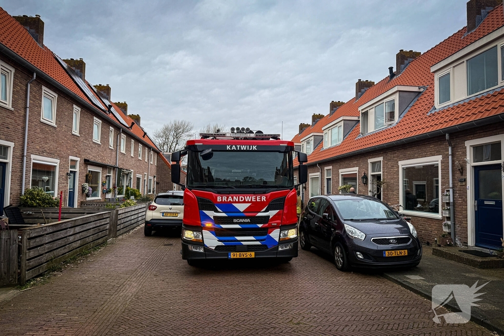 Rook en brandgeur door droogkokende pan zorgt voor brandweerinzet