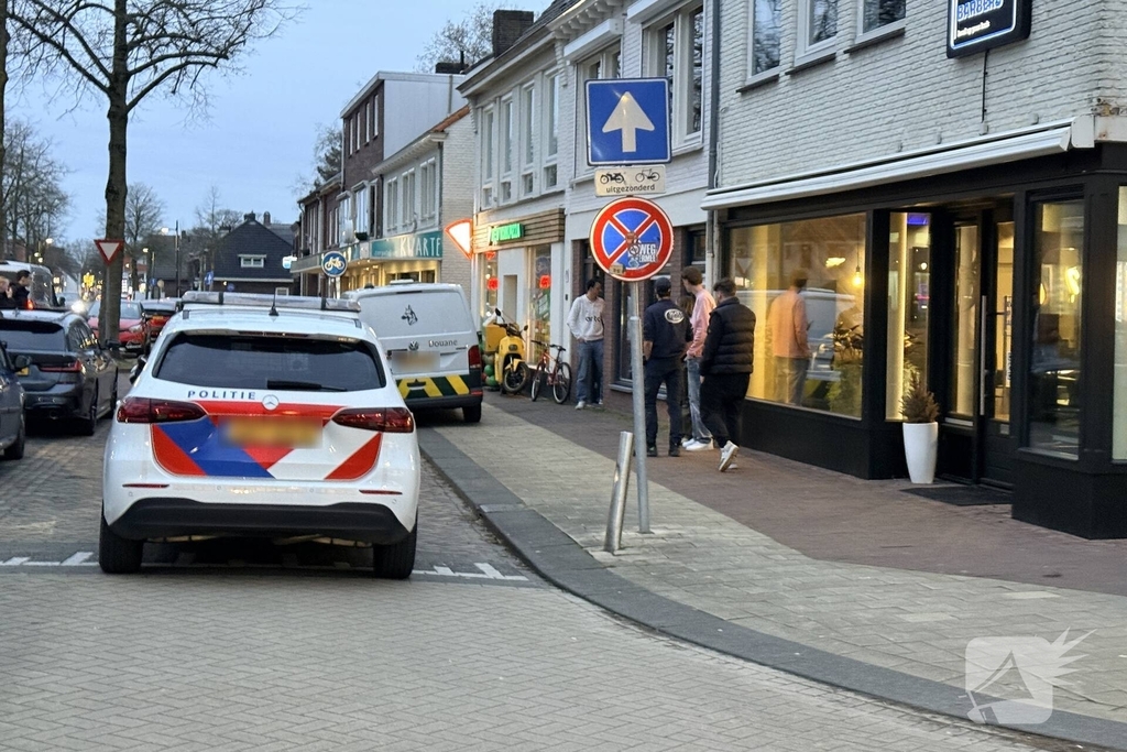 Politie en Douane voeren inval uit bij pizzeria