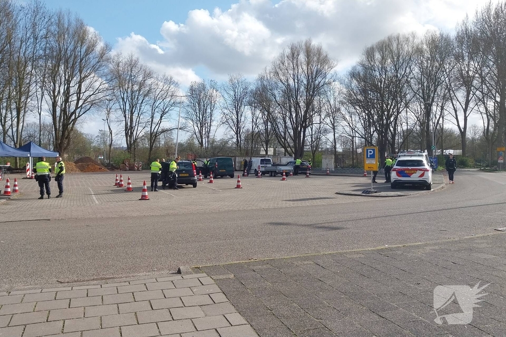 Politie houdt grote verkeerscontrole